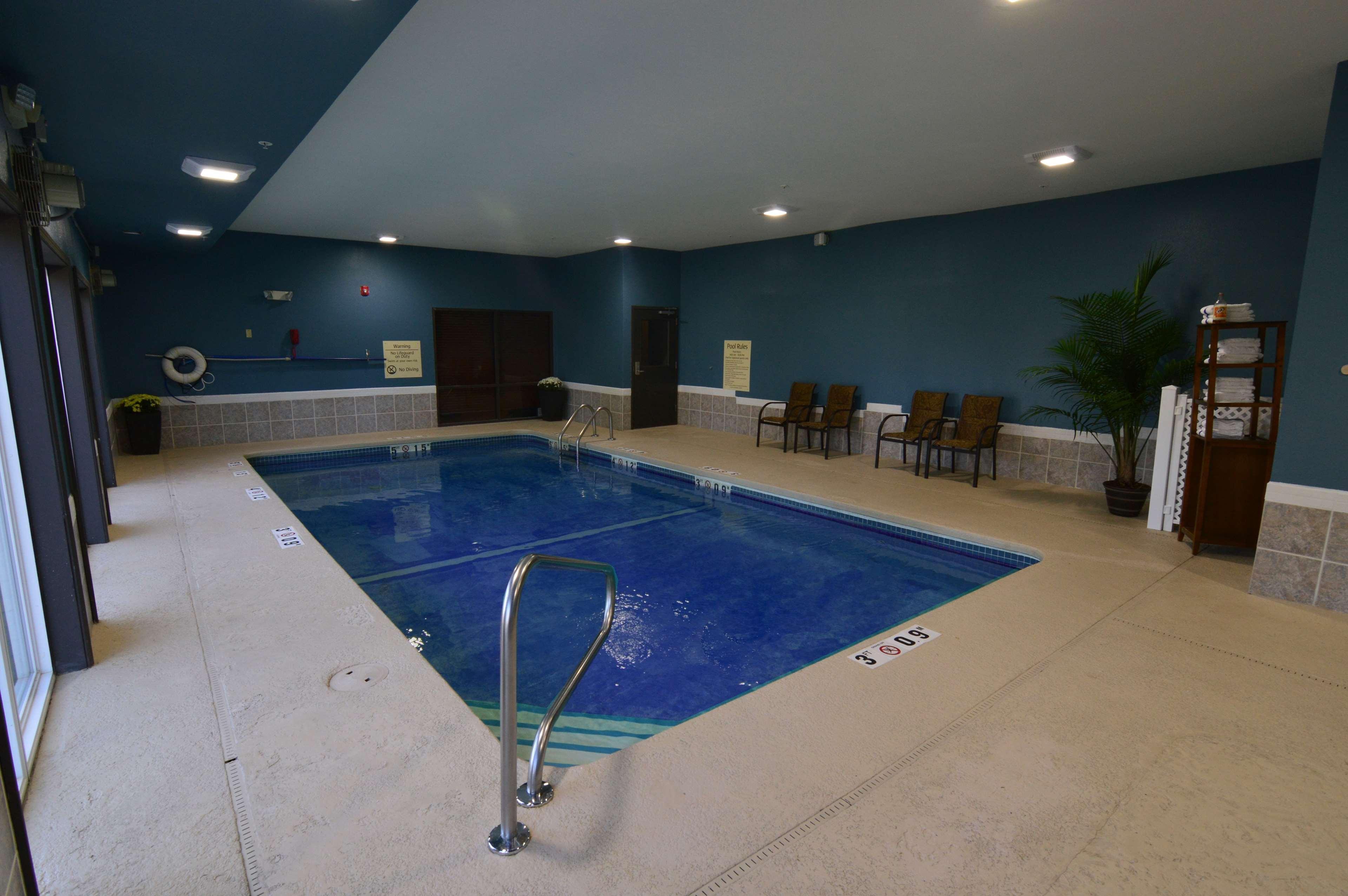 Best Western Plus Lee'S Summit Hotel & Suites Екстериор снимка