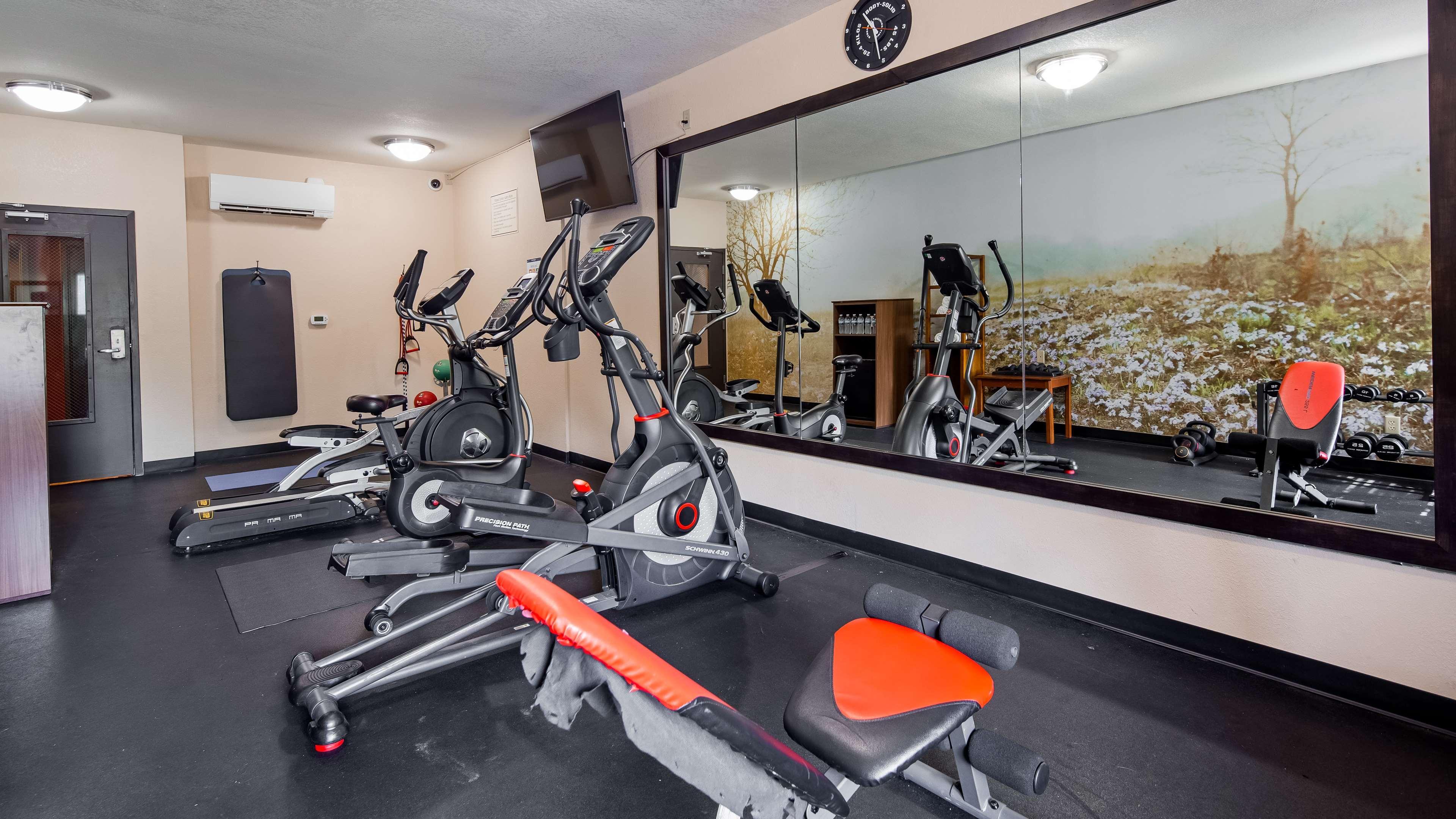 Best Western Plus Lee'S Summit Hotel & Suites Екстериор снимка