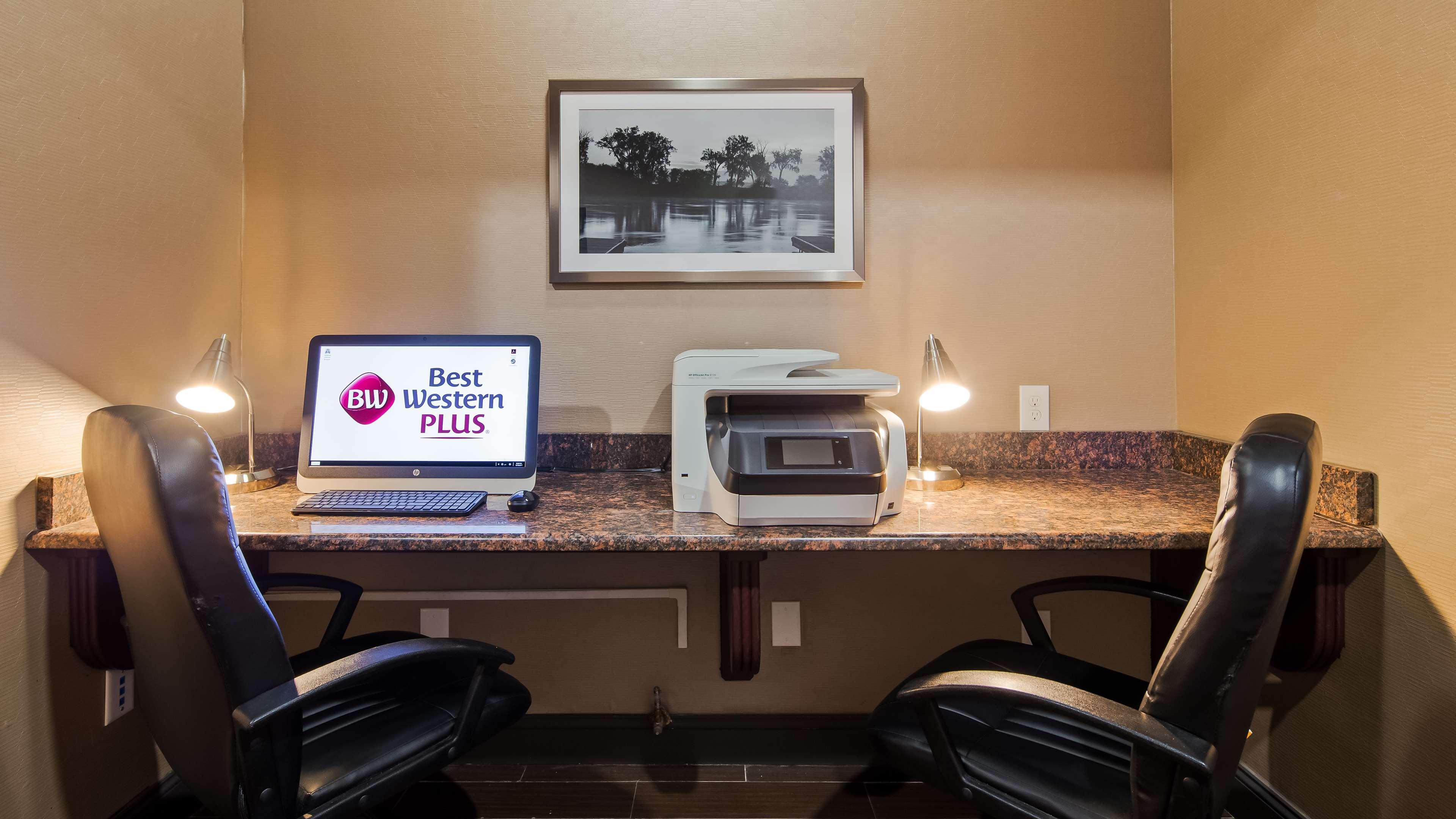 Best Western Plus Lee'S Summit Hotel & Suites Екстериор снимка