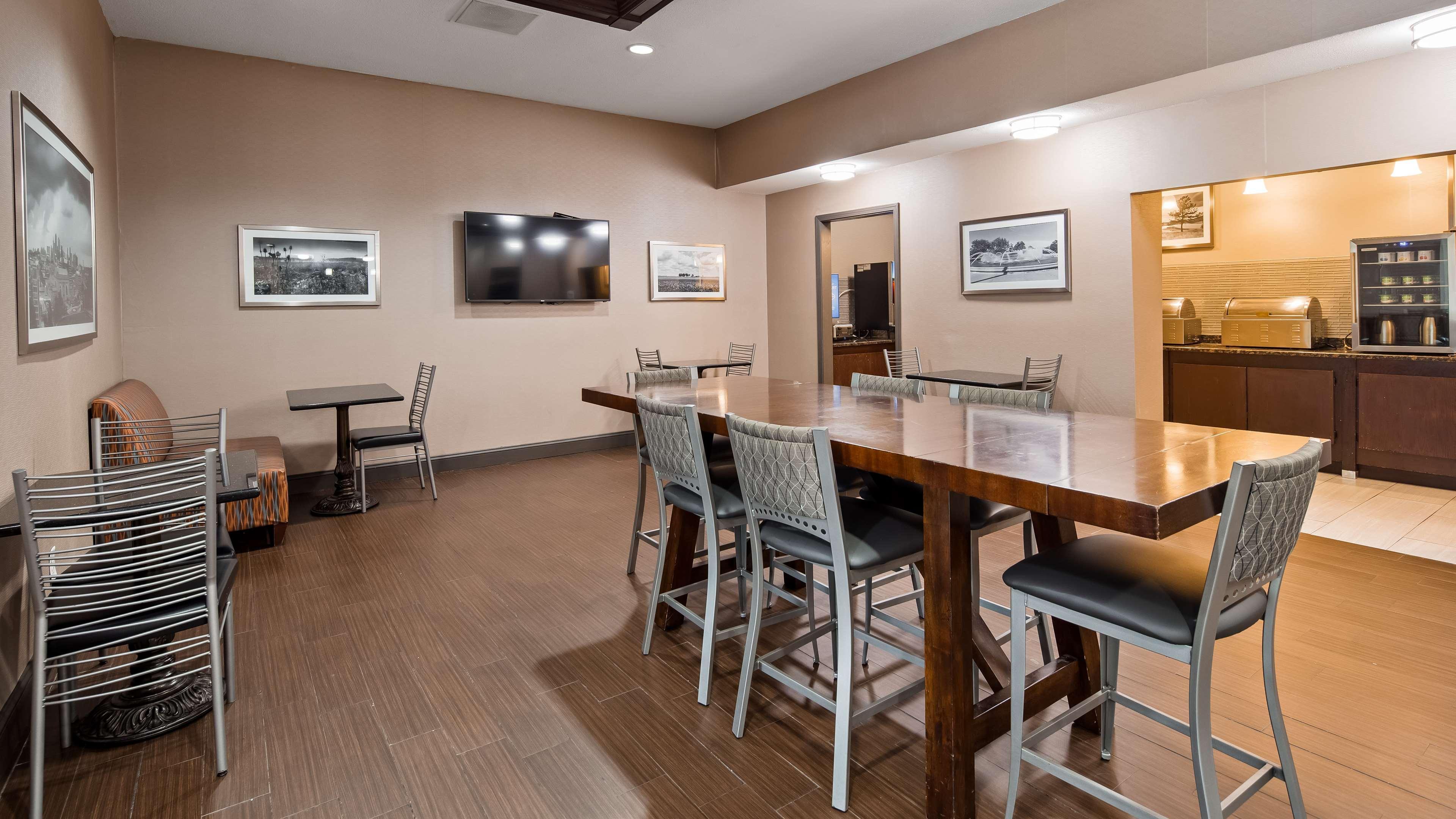 Best Western Plus Lee'S Summit Hotel & Suites Екстериор снимка